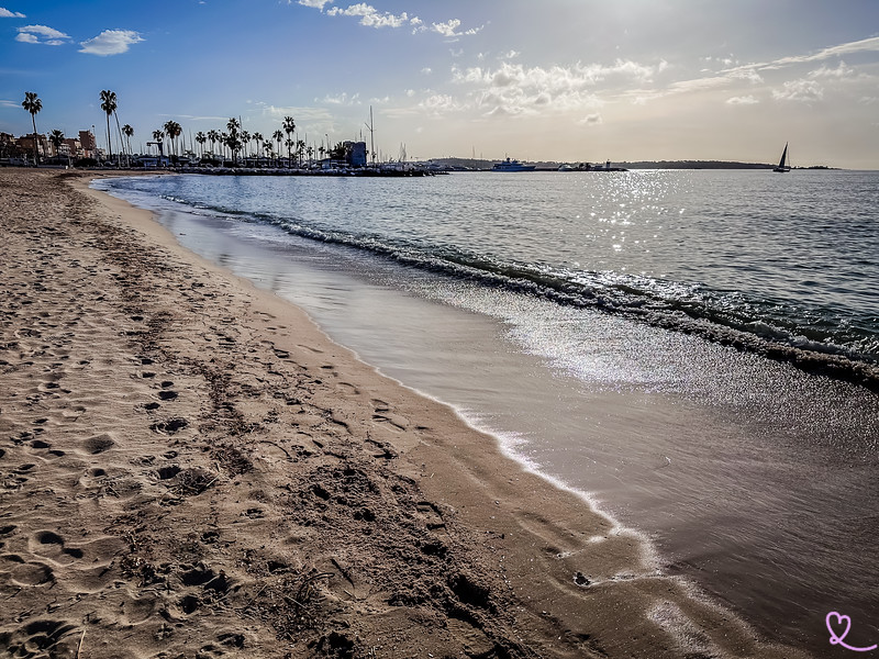 Lesen Sie unseren Artikel über den Plage du Soleil in Golfe-Juan!