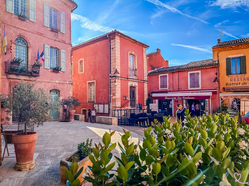 Cosa vedere borgo roussillon visitare it
