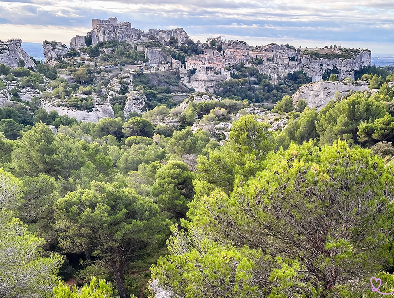 Wat te doen in het dorp Beaux-de-Provence