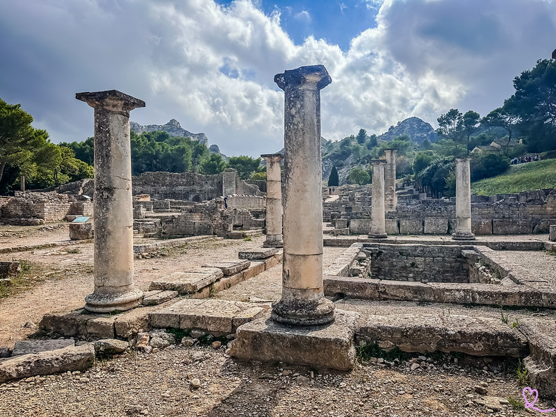visiter site archeologique glanum saint remy de provence